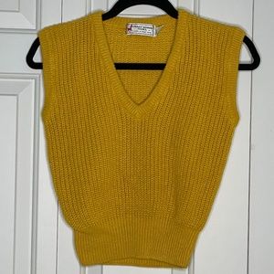 Crazy Horse Vintage Knit Vest - Yellow - XS